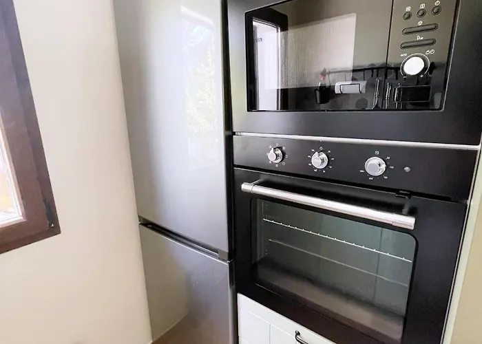 La Fontanilla En Estacion De El Espinar شقوبية