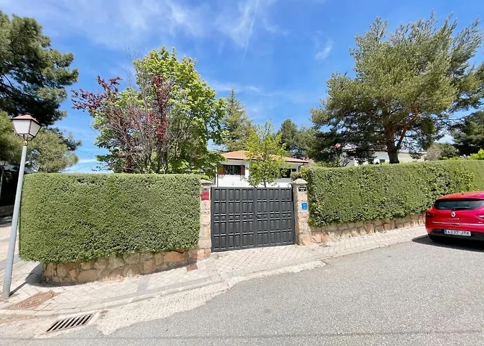 Сasa de vacaciones La Fontanilla En Estación De El Espinar *