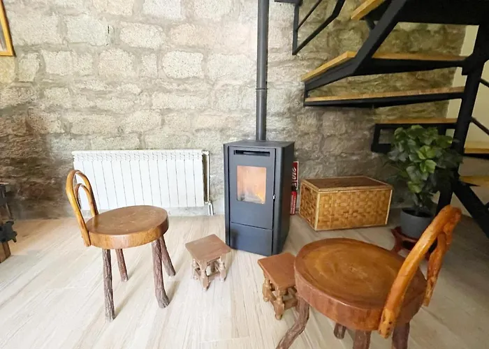 La Fontanilla En Estacion De El Espinar شقوبية